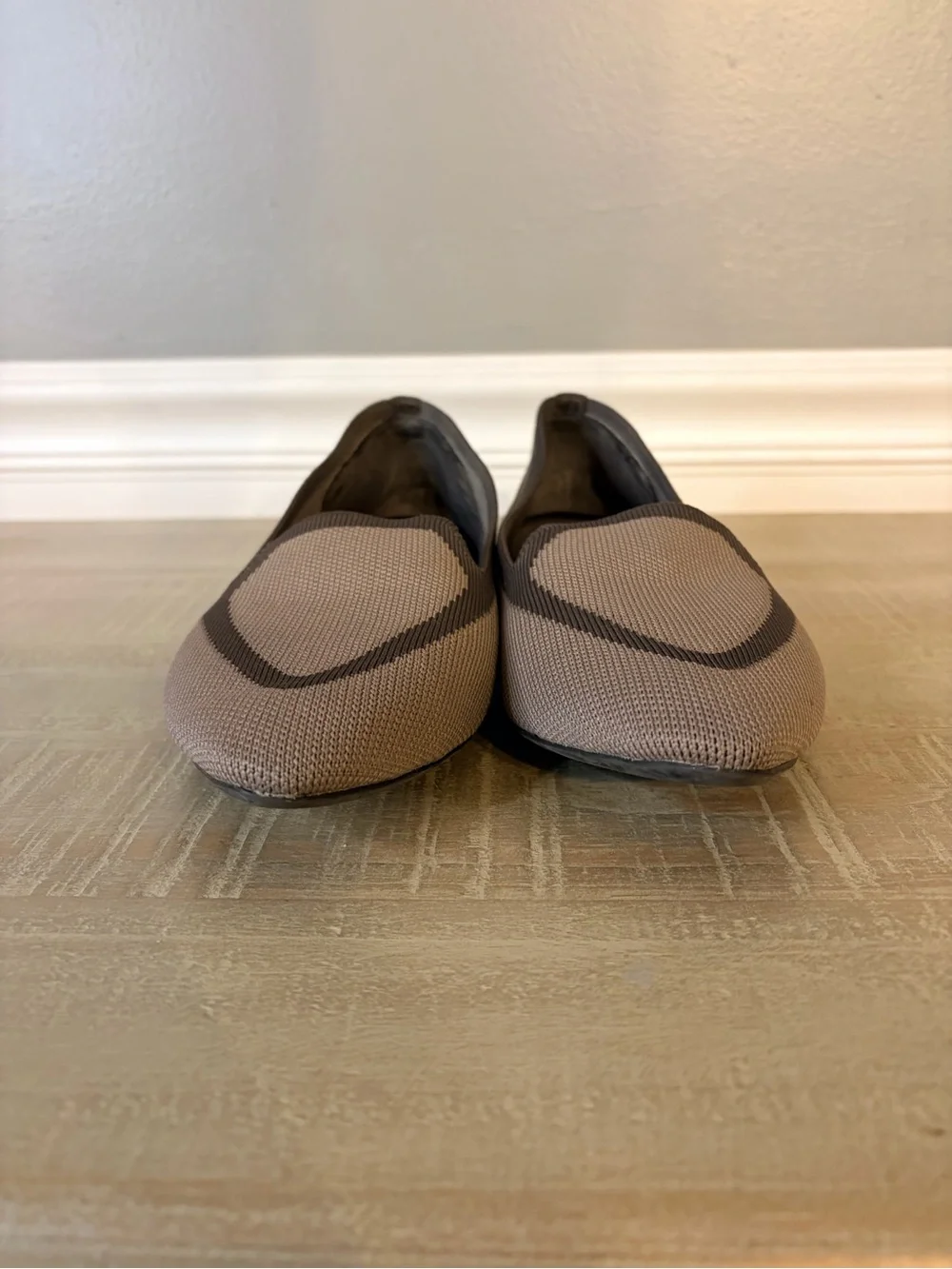 Birdies Women’s The Blackbird Washable Knit Pointed Toe Flats in Taupe, Size 7
